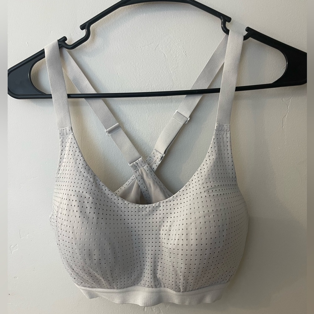 Victoria Secret Sports Bra 34C